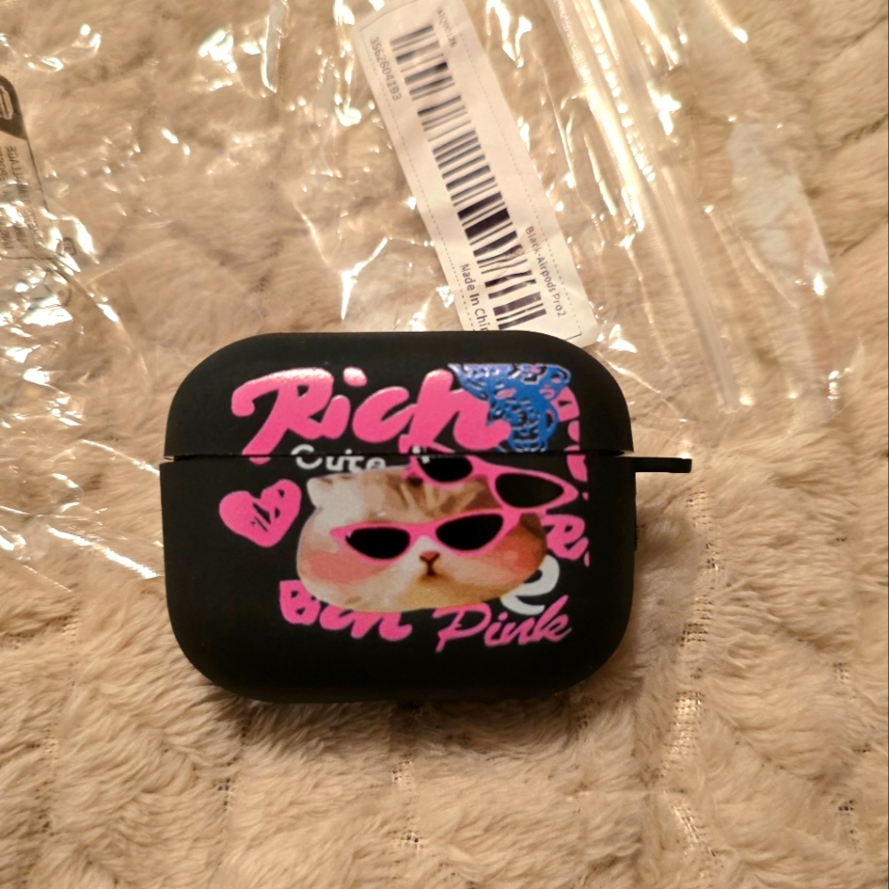 Airpods Pro 2 Cat Headphones Case.